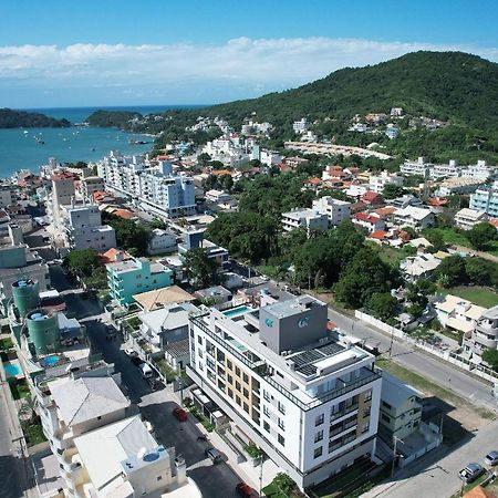 Adra 301 - Apartamento No Centro De Bombinhas - Rooftop Com Piscina E Academia - A Poucos Metros Da Praia - Exteriér fotografie